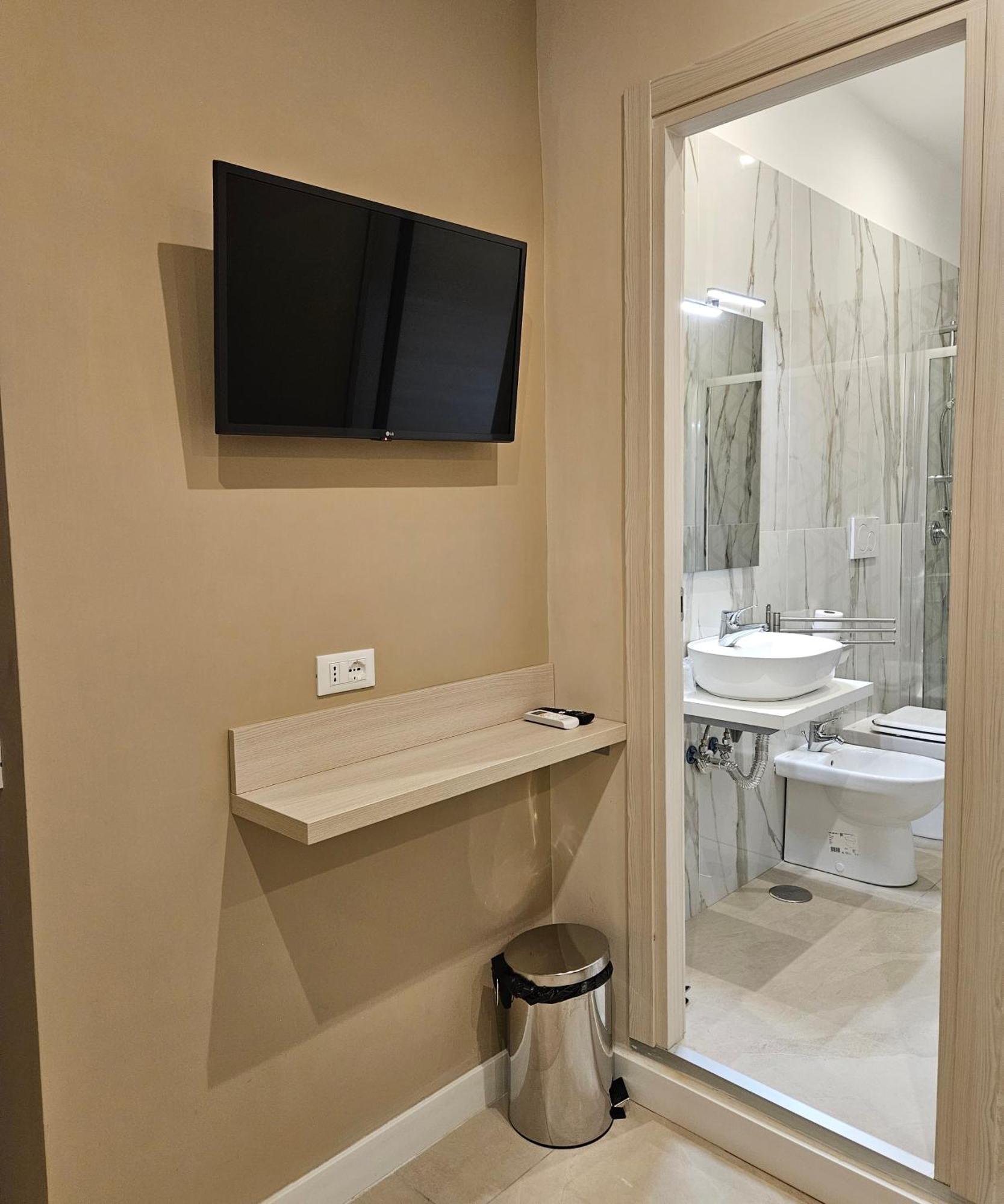 Hotel Mosaic Central Roma Esterno foto