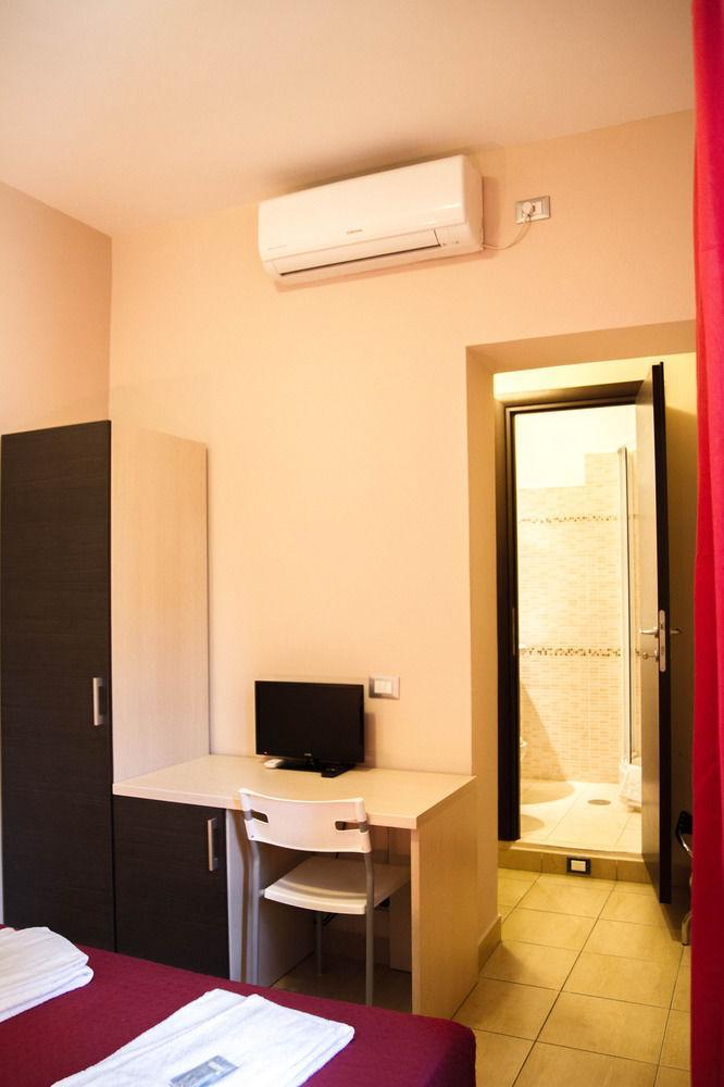 Hotel Mosaic Central Roma Esterno foto