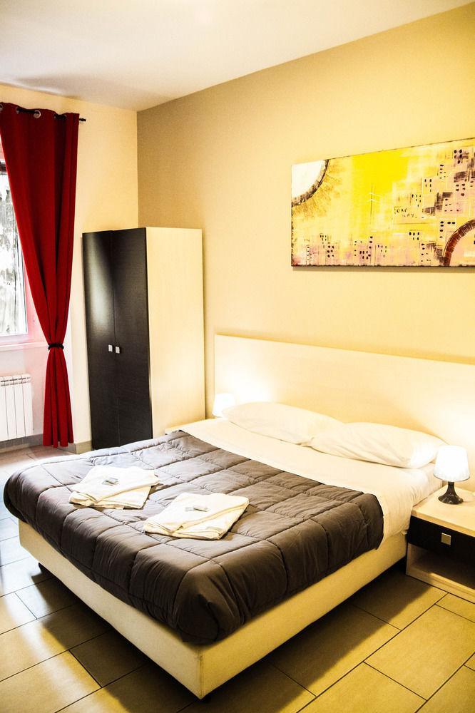 Hotel Mosaic Central Roma Esterno foto