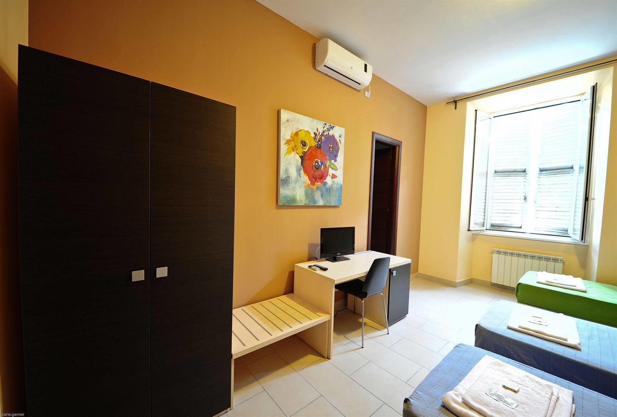 Hotel Mosaic Central Roma Esterno foto