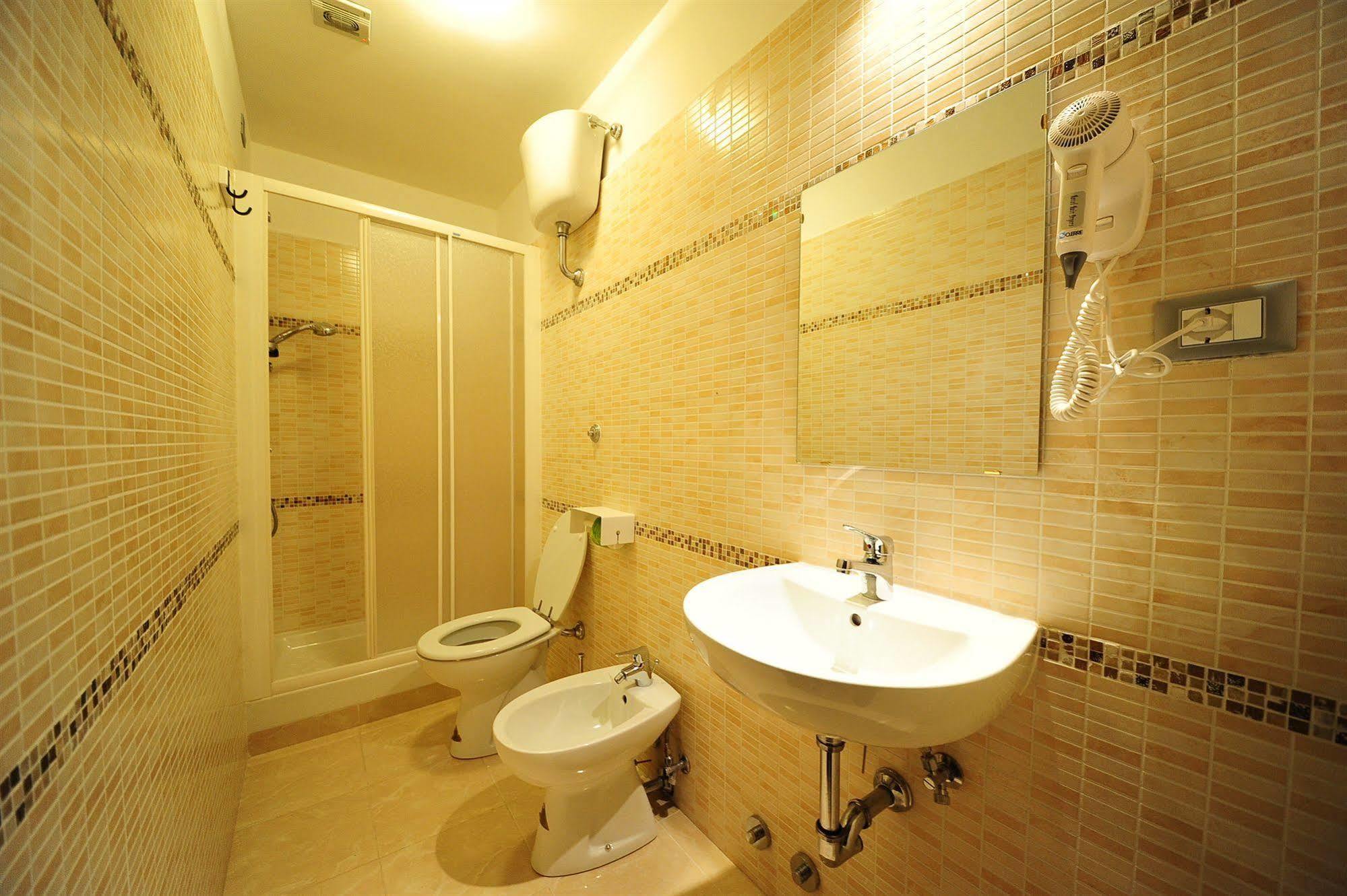 Hotel Mosaic Central Roma Esterno foto