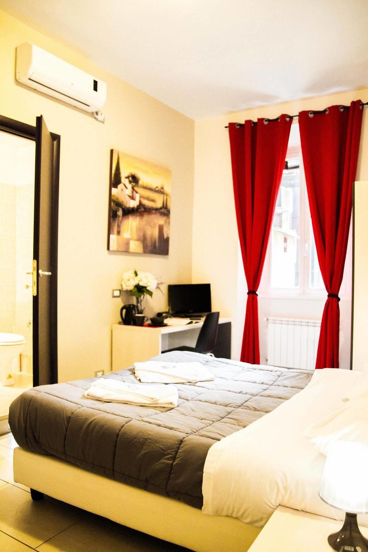 Hotel Mosaic Central Roma Esterno foto